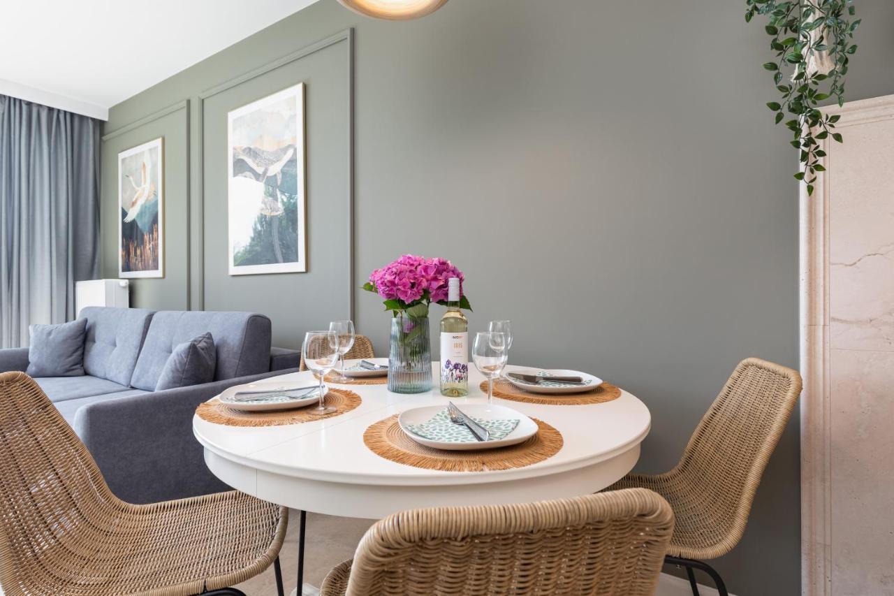 Apartamenty Perlowa Przystan By Noclegi Renters 코워브제크 외부 사진
